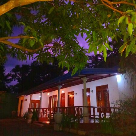 Avian Garden Udawalawe Hotel Exterior photo